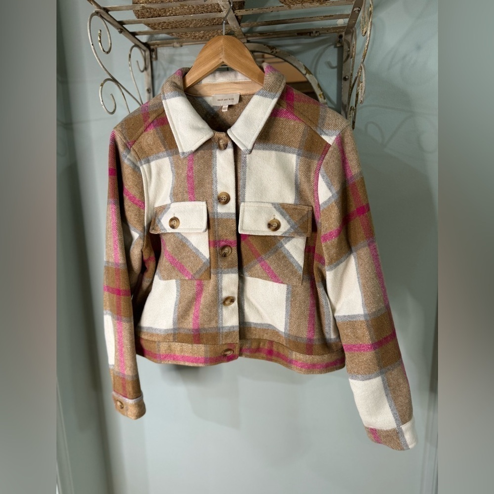 Skies are Blue, Camel Plaid Jacket with Pink, cropped, Warm and Cute! Large